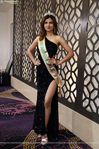Apoorva Appu Poses with Designer Jewellery