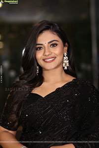 Nayan Sarika at Rakasa Prerelease Event, HD Gallery 