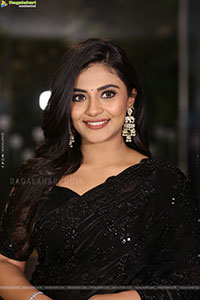 Nayan Sarika at Rakasa Prerelease Event, HD Gallery 