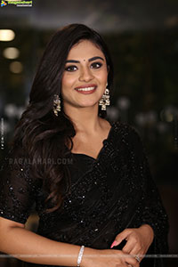 Nayan Sarika at Rakasa Prerelease Event, HD Gallery 