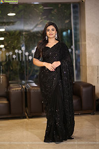 Nayan Sarika at Rakasa Prerelease Event, HD Gallery 