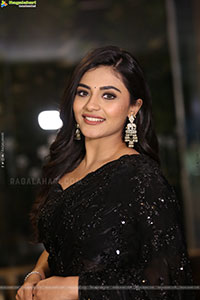 Nayan Sarika at Rakasa Prerelease Event, HD Gallery 