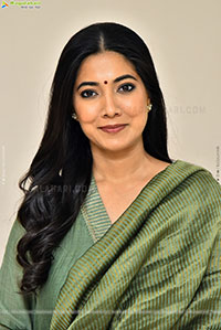 Pooja Sarathkumar at Saraswati Interview, HD Gallery 