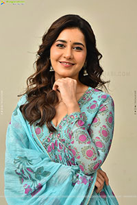 Raashi Khanna at Ustaad Bhagat Singh Interview, HD Gallery 