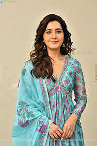 Raashi Khanna at Ustaad Bhagat Singh Interview, HD Gallery 