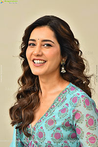 Raashi Khanna at Ustaad Bhagat Singh Interview, HD Gallery 