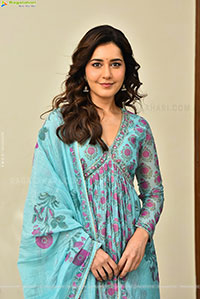 Raashi Khanna at Ustaad Bhagat Singh Interview, HD Gallery 