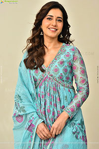 Raashi Khanna at Ustaad Bhagat Singh Interview, HD Gallery 