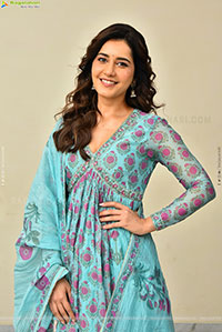 Raashi Khanna at Ustaad Bhagat Singh Interview, HD Gallery 