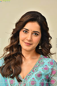 Raashi Khanna at Ustaad Bhagat Singh Interview, HD Gallery 