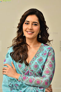 Raashi Khanna at Ustaad Bhagat Singh Interview, HD Gallery 