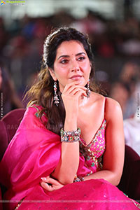 Raashi Khanna at Ustaad Bhagat Singh Prerelease Event