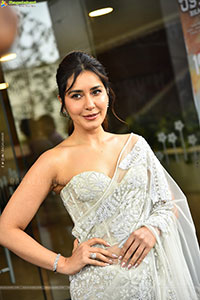 Raashi Khanna at Ustaad Bhagat Singh Pressmeet, HD Gallery 