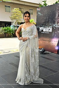 Raashi Khanna at Ustaad Bhagat Singh Pressmeet, HD Gallery 