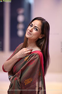 Simran at Saraswathi Movie Pre Release Event, HD Gallery