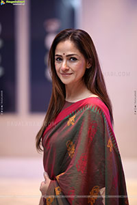 Simran at Saraswathi Movie Pre Release Event, HD Gallery