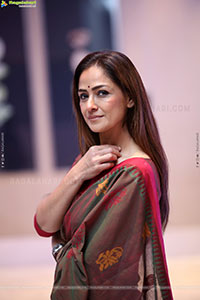 Simran at Saraswathi Movie Pre Release Event, HD Gallery