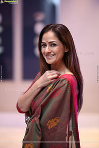 Simran at Saraswathi Movie Pre Release Event, HD Gallery