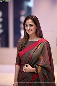 Simran at Saraswathi Movie Pre Release Event, HD Gallery