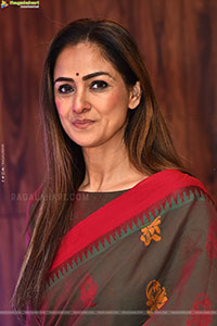 Simran at Saraswathi Movie Pre Release Event, HD Gallery