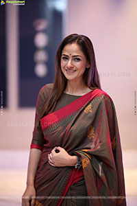 Simran at Saraswathi Movie Pre Release Event, HD Gallery