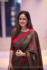 Simran at Saraswathi Movie Pre Release Event, HD Gallery