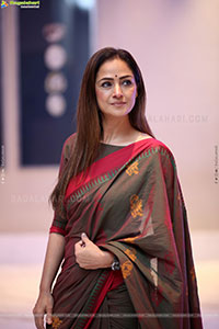 Simran at Saraswathi Movie Pre Release Event, HD Gallery