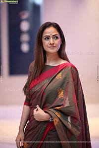 Simran at Saraswathi Movie Pre Release Event, HD Gallery