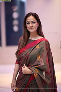 Simran at Saraswathi Movie Pre Release Event, HD Gallery