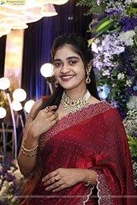 Sindhu Dunna Glam stills in Red Saree, HD Gallery