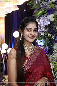 Sindhu Dunna Glam stills in Red Saree, HD Gallery