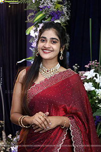 Sindhu Dunna Glam stills in Red Saree, HD Gallery