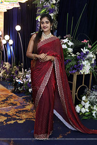 Sindhu Dunna Glam stills in Red Saree, HD Gallery