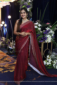 Sindhu Dunna Glam stills in Red Saree, HD Gallery