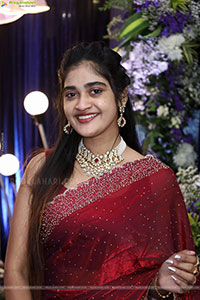 Sindhu Dunna Glam stills in Red Saree, HD Gallery