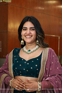 Sravanthi Chokarapu at Hi Life Exhibition Launch Event