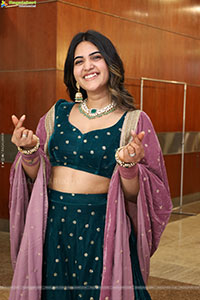 Sravanthi Chokarapu at Hi Life Exhibition Launch Event