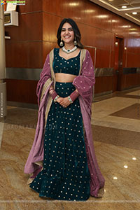 Sravanthi Chokarapu at Hi Life Exhibition Launch Event