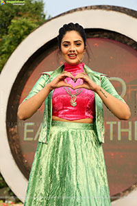 Sreemukhi at Mad For Each Other Reality Show Press Meet