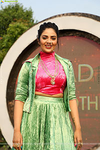 Sreemukhi at Mad For Each Other Reality Show Press Meet