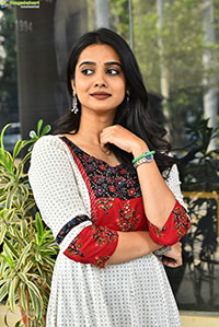 Sri Gouri Priya at Happy Raj Movie Pressmeet, HD Gallery 