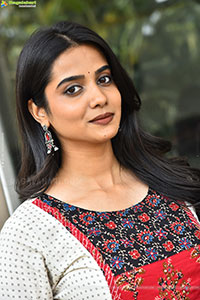 Sri Gouri Priya at Happy Raj Movie Pressmeet, HD Gallery 