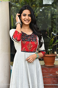 Sri Gouri Priya at Happy Raj Movie Pressmeet, HD Gallery 