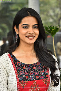 Sri Gouri Priya at Happy Raj Movie Pressmeet, HD Gallery 