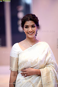 Varalaxmi Sarathkumar at Saraswathi Movie Pre Release Event