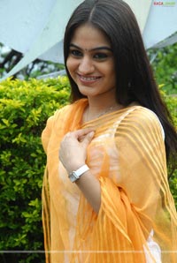 Aksha at Yuvatha Muhurat