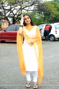 Aksha at Yuvatha Muhurat