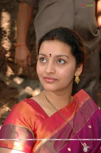 Renu Desai at Anjaneyulu Muhurat