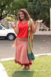 Sonia at Soniya-Krishnudu-Rajeev Film Muhurat