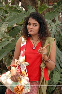 Sonia at Soniya-Krishnudu-Rajeev Film Muhurat